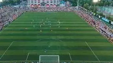 倪萍61岁素颜照流出，气质依旧却显岁月痕迹