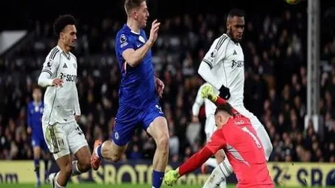 NBA常规赛：太阳败北勇士